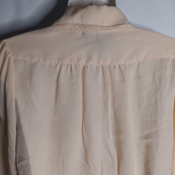 Metrostyle Cream Ruffle Front Blouse - Picture 7 of 13